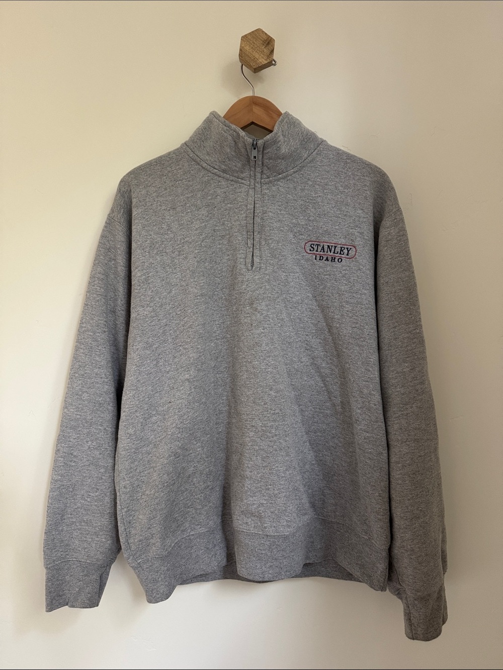 Stanley Idaho Gray Quarter-Zip Pullover Sweatshirt